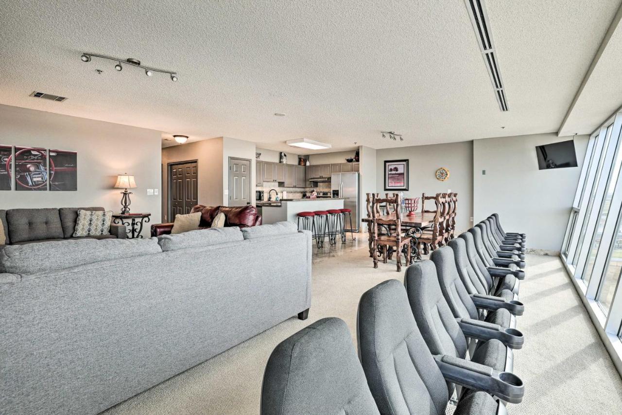 Fort Worth Condo With Racetrack Views And Pool Access Exteriér fotografie